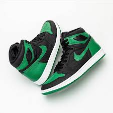 Kicksonfire S Official Tumblr Pine Green And Black Come Together On A New Air Air Jordans Air Jordans Retro Nike Air Jordans