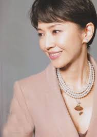 女優 賀来 千香子 萬田 久子 おしゃれまとめの人気アイデア pinterest ティアラ at 女優