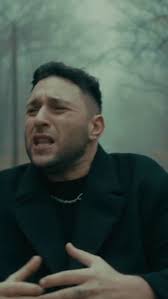 Tu cu mine de mână și-atât. Rareș vine să ne cucerească inimile la NEVERSEA  KAPITAL 💖