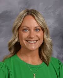 Shelly Mcbride's Instagram, Twitter & Facebook