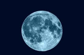 The Moon Is Shrinking And It S Causing Moonquakes On The Lunar Surface Blue Moon Moon Setting Moon