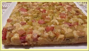 Gateau A La Rhubarbe Oh La Gourmande Gateau Rhubarbe Alimentation Rhubarbe
