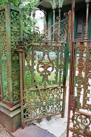 Vacationtravelogue Shopping In 2020 Garden Gates Iron Gates Old Gates