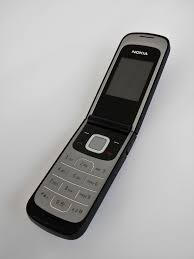 Nokia 2720 Fold – Nokia Collection