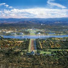 One Of The Best Views In Canberra From Mt Ainslie Looking Down Anzac Parade From The Australian War Memorial To The Australia Architettura Oceania Architetti