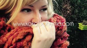 Vous allez tricoter une écharpe relativement courte. Infinity Scarf Tricoter Avec Ses Bras Youtube