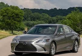 Giá Xe Lexus ES 350 Lăn bánh & Thông Số Kỹ Thuật (Update 6/2024)