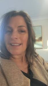 This system from @Hangzen is wow! It's easy to change up my paintings. Sell  one, hang another, or hang two or three with no hole patching or tools. ,  Thank you to Klauss, who is a pleasure to work ...