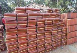 Pewarnaan genteng menggunakan bahan glazur genteng (keramik) yang tidak akan pernah pudar, berlumut maupun berjamur selamanya. Ulasan Lengkap Harga Genteng Jatiwangi Untuk Atap Rumah Harga Bahan Bangunan Terbaru