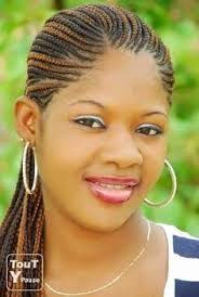Modele De Tresse Senegalaise Pour Petite Fille Recherche Google African Braids Hairstyles African Hairstyles Braided Hairstyles