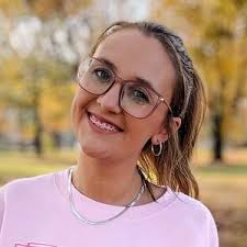 Erica Masterson (@ericalmasterson)