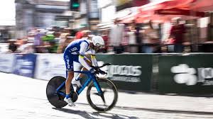 Poderás acompanhar a 82ª edição da competição nacional de ciclismo ao longo de várias horas de emissão durante os 11 dias de prova na rtp1, rtp3 e rtp play, bem como nos canais internacionais da estação pública. Joao Rodrigues E O Vencedor Da Volta A Portugal Em Bicicleta Renascenca