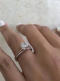 Diamond Engagement Ring Round Brilliant Diamond Bridal Set Etsy In 2021 Engagement Rings Round Round Diamond Engagement Rings Diamond Engagement Rings