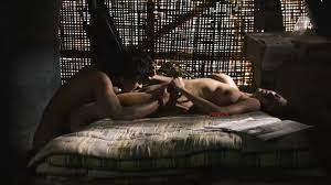 Nude video celebs » Paoli Dam nude - Chatrak (2011)