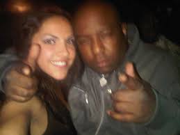 Can somebody pretty please make this photo more clear?! Thank you in  advance 💕