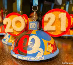 Disney Christmas Ornaments 2021 Start Celebrating 2021 With These New Ornaments In Disney World Allears Net