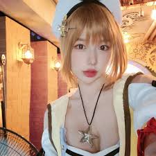 이유란 이 몸매로 여캠 안하고 스타를 하네