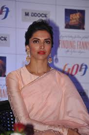 Deepika Padukone Gold And Pearl Classic Jhumkas Jhumka Designs Latest Earrings Design Designer Earrings