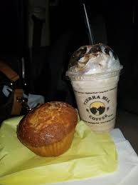 The cup is the beacon for the newest location of tierra mia coffee in pico rivera. Tierra Mia Horchata Frappee And A 3 Leches Muffin Wow Horchatafrappe Tresleches Tierramia Food I Foods Frappe