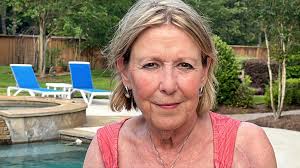 Introduction and photo after breaking foot