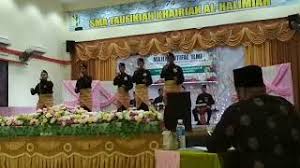 Terletak di pekan parit, perak bersebelahan masjid raudhah. Johan Nasyid Majlis Ihtifal Ilmi Peringkat Zon 2 Sma Maahad Tahfiz Al Abidin By Aiman Ilhami