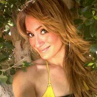 Veronica Summers's Instagram, Twitter & Facebook