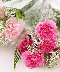 Turn Supermarket Flowers Into Beautiful Bouquets Diy Wedding Bouquet Flower Bouquet Wedding Carnation Bouquet