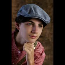 Actor Elliott Bennett @elliotttbennettt @excelliott6  #highcontrastphotography #malemodel #malemodelsydney #malemodel  #1940sfashion #1940s