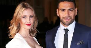 Falcao, 30, jetted wife lorelei taron and daughters dominique and desiree to miami for a summer holiday. Radamel Falcao Nun Esi Lorelei Taron Istanbul Dan Villa Aliyor Son Dakika Spor Haberleri