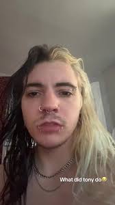 Tony Romo's New Haircut Draws Fan Attention