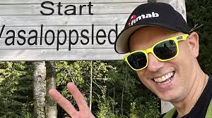 Dennis gick Vasaloppet på 25 timmar