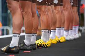 The 2021 tour de france has now been revealed with confirmation of its four stages in brittany to begin the race as well as two time trials, a double ascent of mont ventoux, and a visit to andorra during the race. Alles Uber Radfahrerbeine