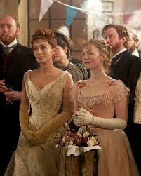 Bel ami réalisé par declan donnellan nick ormerod d'après un roman de guy de maupassant d'abord été publié en 1885. Bel Ami Kristin Scott Thomas Kristin Scott Movie Costumes