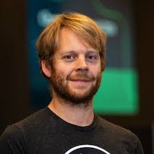 Kev 🤷‍♂️ (@kev_bite)