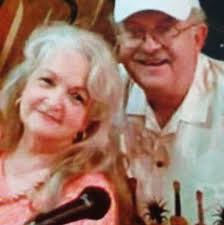 We're sorting the commercial and register heifers back into separate groups  this week. We will get them all branded and back in the feedlot. Even with  last week's snow, it still hardly