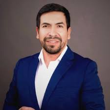 Orgulloso y contento de este gran reconocimiento. Continuamos desarrollando  y ejecutando los nuevos programas comerciales que marcarán un antes y  después en este 2023 para nuestros emprendedores…