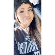 Darlene Arias's Instagram, Twitter & Facebook