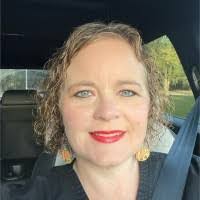 Kristen Kiser's Instagram, Twitter & Facebook