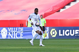 Born in longjumeau, a southern suburb of paris, ntcham played for numerous youth clubs in and around paris before joining youth academies at paris fc and subsequently le havre. Marseille Trending Unlikely To Retain Olivier Ntcham Get French Football News