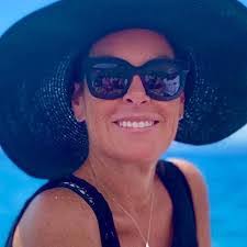 Kerri Mcdonnell's Instagram, Twitter & Facebook