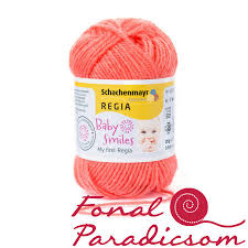 Baba Zoknifonal Csodas Koral Szinben Koral Knitted Hats Baby Smiles