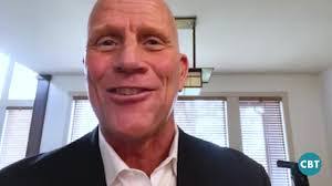 Steve Stoll's Instagram, Twitter & Facebook