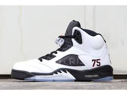 Jordan brand and french professional football club paris saint germain expanded their collaboration into 2020 with the jordan 4 psg. Air Jordan 5 Psg Friends And Family Paris Saint Germain White Av9175 101 Air Jordans Nike Air Jordan Shoes Jordan Shoes Online