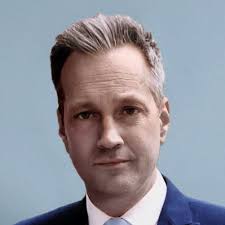 Corina Edwards (@corinaedwards)