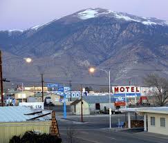 Hawthorne Nv Hawthorne At Twilight Photo Picture Image Nevada At City Data Com Nevada Travel Nevada Real Estate Nevada