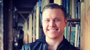 Scarlet Chen (@ScarletSijia)