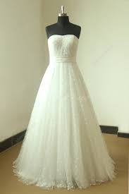 We did not find results for: Romantische Elfenbein A Linie Punkte Tull Brautkleid Mit Etsy