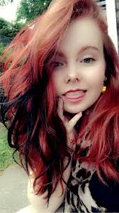 none of ya buisness (@mombiekiggy15)