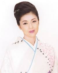 kimono おしゃれまとめの人気アイデア pinterest aroonroj dangsiri 藤あや子 着物 美人 女性