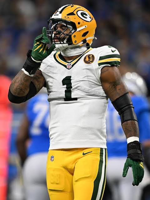 Micah Parsons earns major NFL recognition despite injury-riddled 2025 -  Yahoo Sports